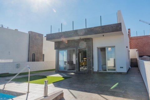Huvila myytävänä Torrevieja, Alicante, Espanja, 3 makuuhuonetta, 83 m2 No. 116506 - kuva 16