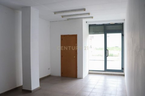 Liikekiinteistö myytävänä Tordera, Barcelona, Espanja , 105 m2 No. 186359 - kuva 15