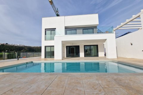 Villa for sale Manilva, Malaga, Spain 4 bedrooms, 184 sq.m. No. 136154 - photo 3