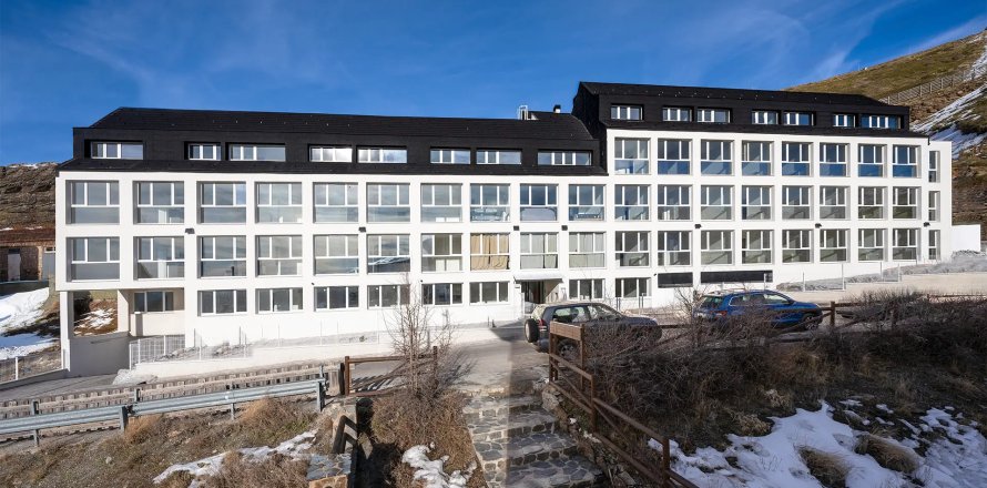 Apartment à Monachil, Granada, Espagne 3 chambres, 99 m2 No. 136149