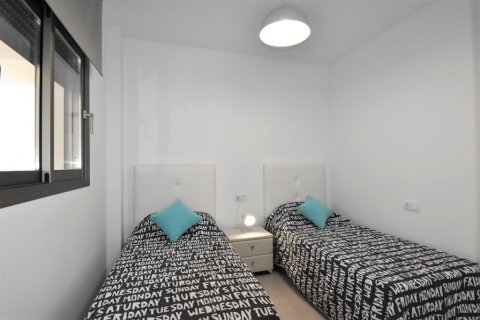 Apartamento en venta en Villamartin, Alicante, España 2 dormitorios, 92 m2 No. 144878 - foto 11