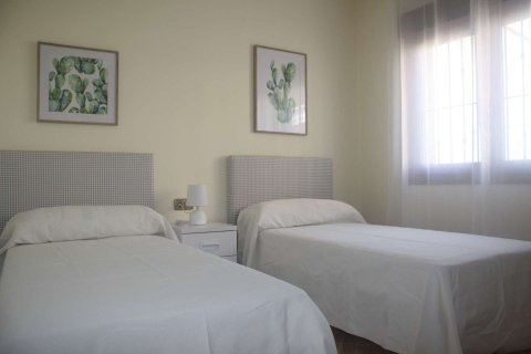 Сasa en venta en Torrevieja, Alicante, España 3 dormitorios, 319 m2 No. 175437 - foto 7