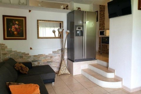 Huoneisto myytävänä Los Cristianos, Tenerife, Espanja, 1 makuuhuone, 48 m2 No. 194471 - kuva 3