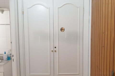 Huoneisto myytävänä Los Cristianos, Tenerife, Espanja, 1 makuuhuone, 48 m2 No. 194471 - kuva 14