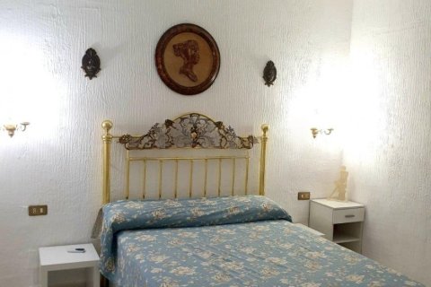 Huoneisto myytävänä Los Cristianos, Tenerife, Espanja, 1 makuuhuone, 48 m2 No. 194471 - kuva 16