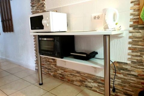 Huoneisto myytävänä Los Cristianos, Tenerife, Espanja, 1 makuuhuone, 48 m2 No. 194471 - kuva 11