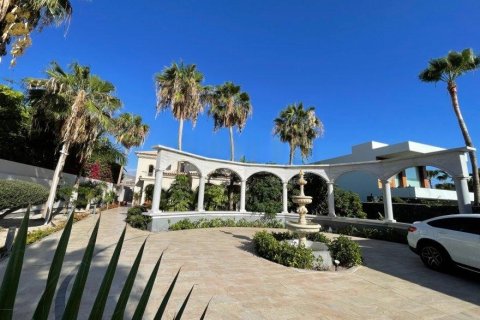 Villa à vendre à Tenerife, Espagne, 7 chambres, 320 m2 No. 194470 - photo 12