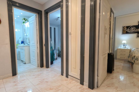 Продажа квартиры в Тенерифе, Испания 2 спальни, 93м2 №194466 - фото 4