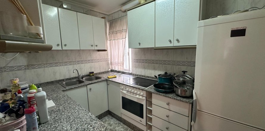 Квартира в Аликанте, Испания 77м2 №183029