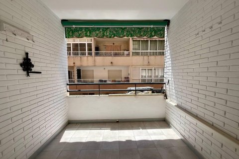 Lägenhet till salu i Torrevieja, Alicante, Spanien 2 sovrum, 74 kvm. Nr. 183025 - foto 5