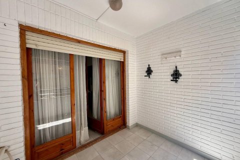 Lägenhet till salu i Torrevieja, Alicante, Spanien 2 sovrum, 74 kvm. Nr. 183025 - foto 17