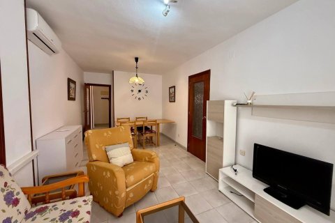 Lägenhet till salu i Torrevieja, Alicante, Spanien 2 sovrum, 74 kvm. Nr. 183025 - foto 2