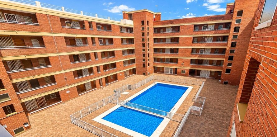 Appartamento a Torrevieja, Alicante, Spagna 1 camera da letto, 70 mq. N° 183028