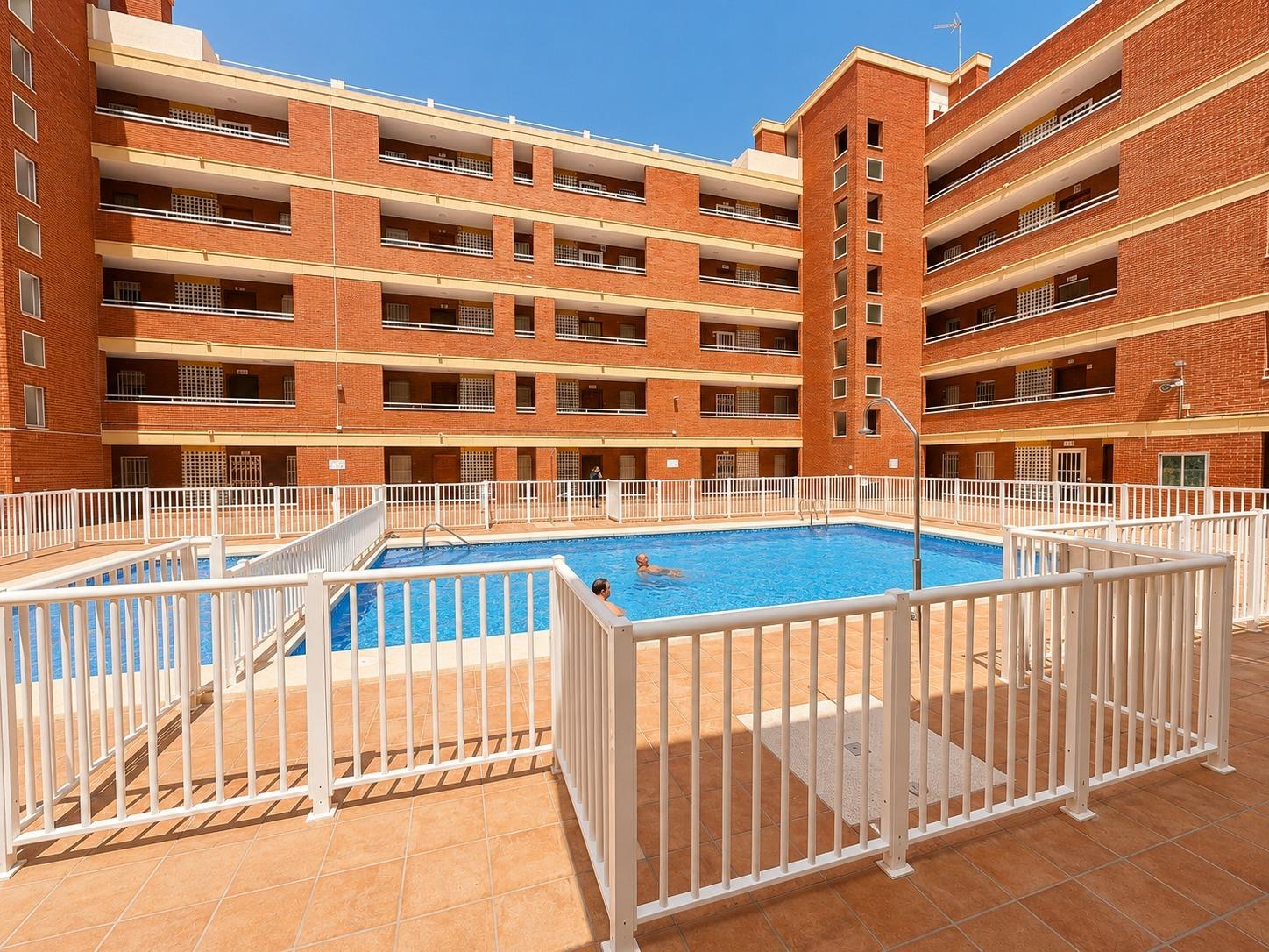 Wohnung in Torrevieja, Alicante, Spanien 1 Schlafzimmer, 70 m2 Nr. 183028