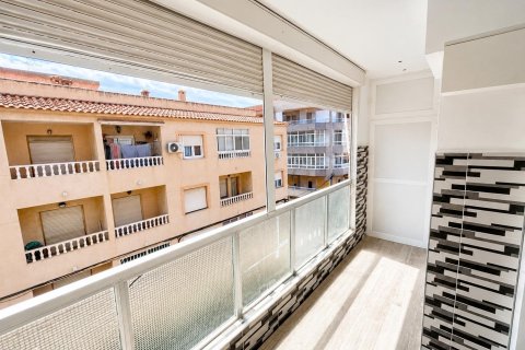 Appartamento in vendita a Torrevieja, Alicante, Spagna 1 camera da letto, 70 mq. N° 183028 - foto 8