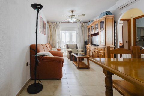 Takvåning till salu i Torrevieja, Alicante, Spanien 70 kvm. Nr. 183024 - foto 2