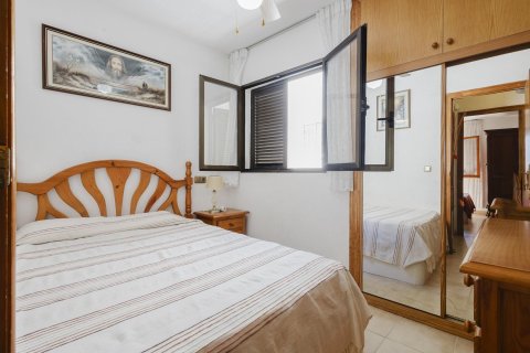 Takvåning till salu i Torrevieja, Alicante, Spanien 70 kvm. Nr. 183024 - foto 25