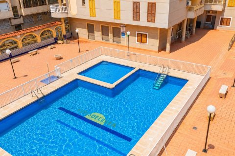 Takvåning i Torrevieja, Alicante, Spanien 70 kvm. Nr. 183024