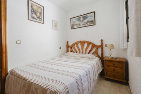 Takvåning till salu i Torrevieja, Alicante, Spanien 70 kvm. Nr. 183024 - foto 24