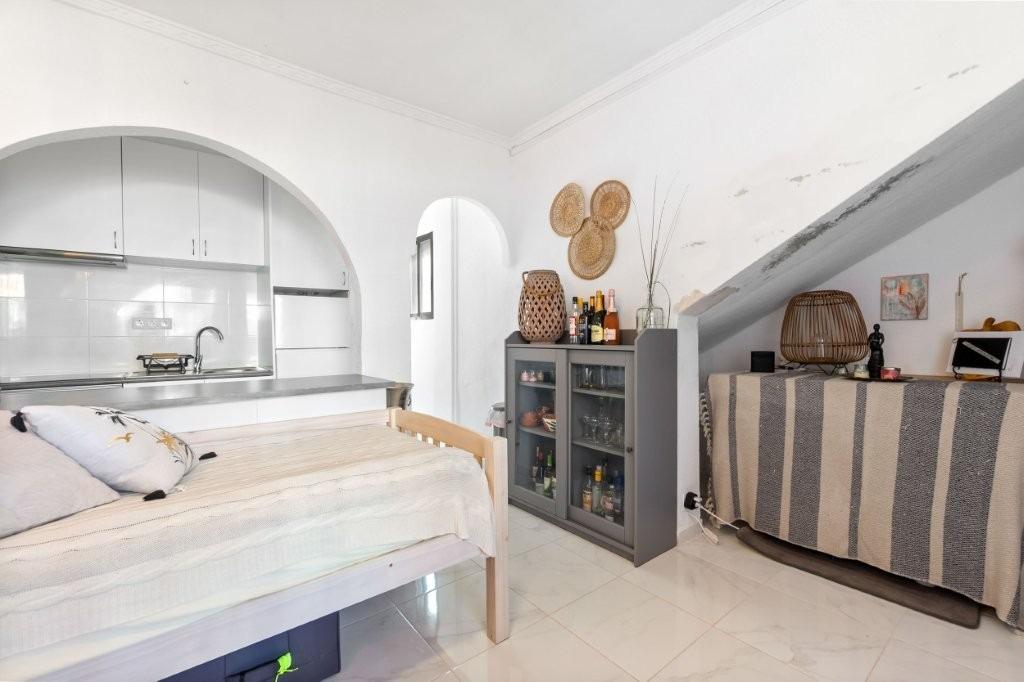 Bungalow w Torrevieja, Alicante, Hiszpania 1 sypialnia, 33 mkw. nr 183026