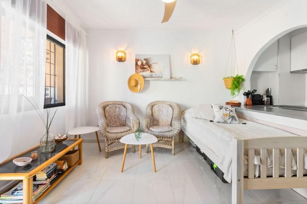 Bungalow w Torrevieja, Alicante, Hiszpania 1 sypialnia, 33 mkw. nr 183026