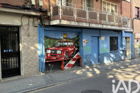 Propiedad comercial en Madrid, España 276 m2 No. 187890