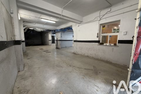 Propiedad comercial en venta en Madrid, España 276 m2 No. 187890 - foto 2
