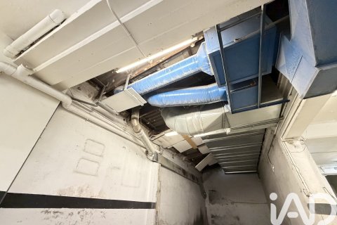 Propiedad comercial en venta en Madrid, España 276 m2 No. 187890 - foto 27