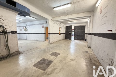 Propiedad comercial en venta en Madrid, España 276 m2 No. 187890 - foto 9