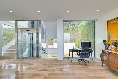 Talo myytävänä Sant Feliu de Guixols, Girona, Espanja, 6 makuuhuonetta, 1110 m2 No. 139871 - kuva 27