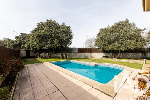 Apartament w Colmenarejo, Madrid, Hiszpania 4 sypialnie, 239 mkw. nr 172968 – zdjęcie 4