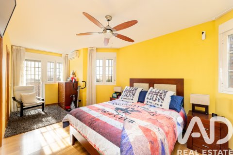 Apartament w Colmenarejo, Madrid, Hiszpania 4 sypialnie, 239 mkw. nr 172968 – zdjęcie 19