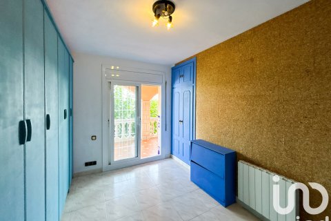 Dom w El Vendrell, Tarragona, Hiszpania 6 sypialni, 466 mkw. nr 153094 – zdjęcie 22