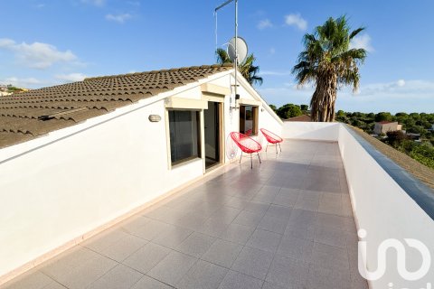 Dom w El Vendrell, Tarragona, Hiszpania 6 sypialni, 466 mkw. nr 153094 – zdjęcie 27