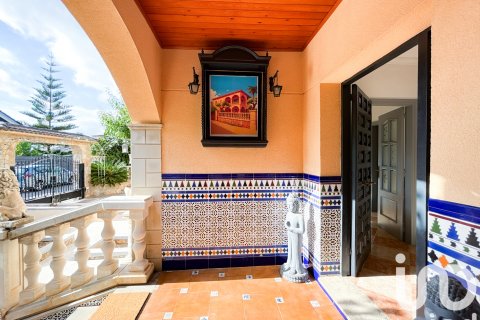 Dom w El Vendrell, Tarragona, Hiszpania 6 sypialni, 466 mkw. nr 153094 – zdjęcie 5