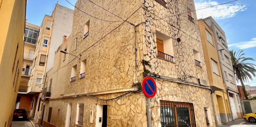 Сasa en Vinaros, Castellón, España 5 dormitorios, 133 m2 No. 153088