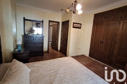 Talo myytävänä Arcos de la Frontera, Cadiz, Espanja, 5 makuuhuonetta, 239 m2 No. 153090 - kuva 10