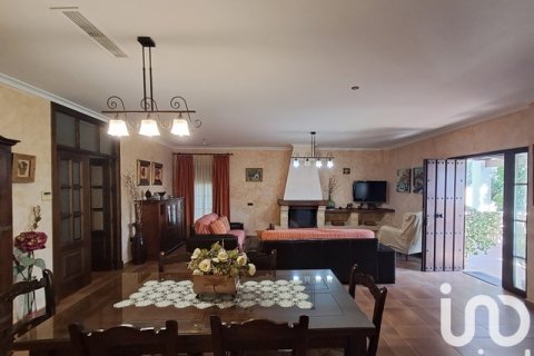 Talo myytävänä Arcos de la Frontera, Cadiz, Espanja, 5 makuuhuonetta, 239 m2 No. 153090 - kuva 3