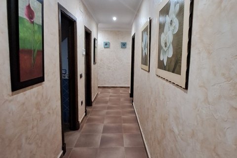 Talo myytävänä Arcos de la Frontera, Cadiz, Espanja, 5 makuuhuonetta, 239 m2 No. 153090 - kuva 12