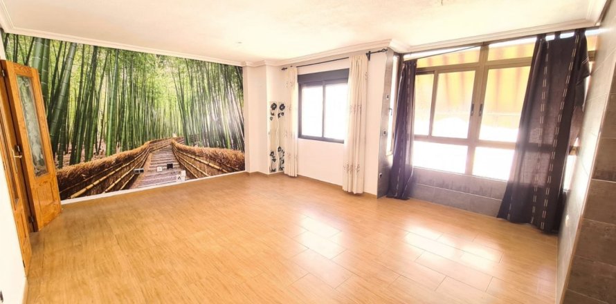 Wohnung in Guardamar del Segura, Alicante, Spanien 3 Schlafzimmer, 120 m2 Nr. 183615