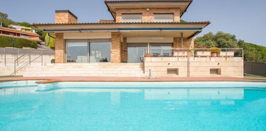 Casa a Sant Vicenc De Montalt, Barcelona, Spagna 5 camere da letto, N° 140792