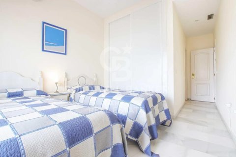 Apartment for sale in Marbella, Malaga, Spain 2 bedrooms, 107 sq.m. No. 158103 - photo 12