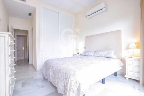 Продажа квартиры в Марбелья, Малага, Испания 2 спальни, 107м2 №158103 - фото 8