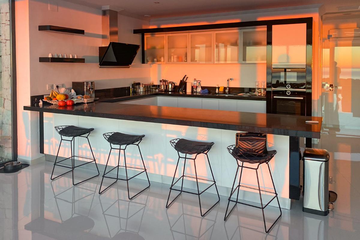 Villa in Benissa, Alicante, Spain 4 bedrooms, 770 sq.m. No. 149175