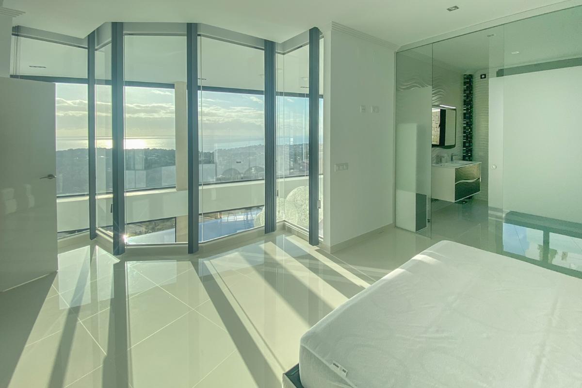 Villa in Benissa, Alicante, Spain 4 bedrooms, 770 sq.m. No. 149175