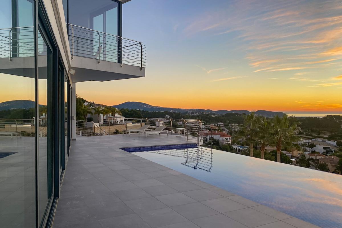 Villa in Benissa, Alicante, Spain 4 bedrooms, 770 sq.m. No. 149175
