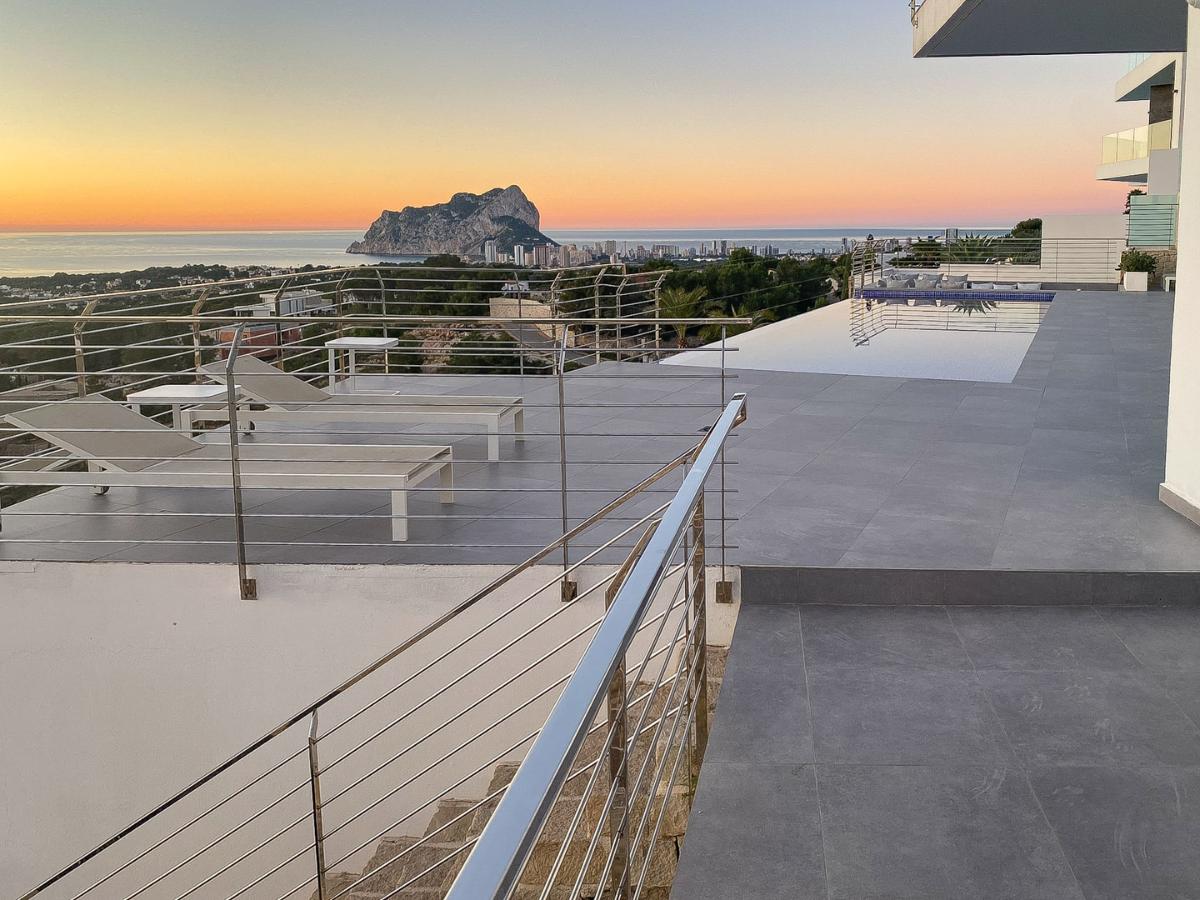 Villa in Benissa, Alicante, Spain 4 bedrooms, 770 sq.m. No. 149175