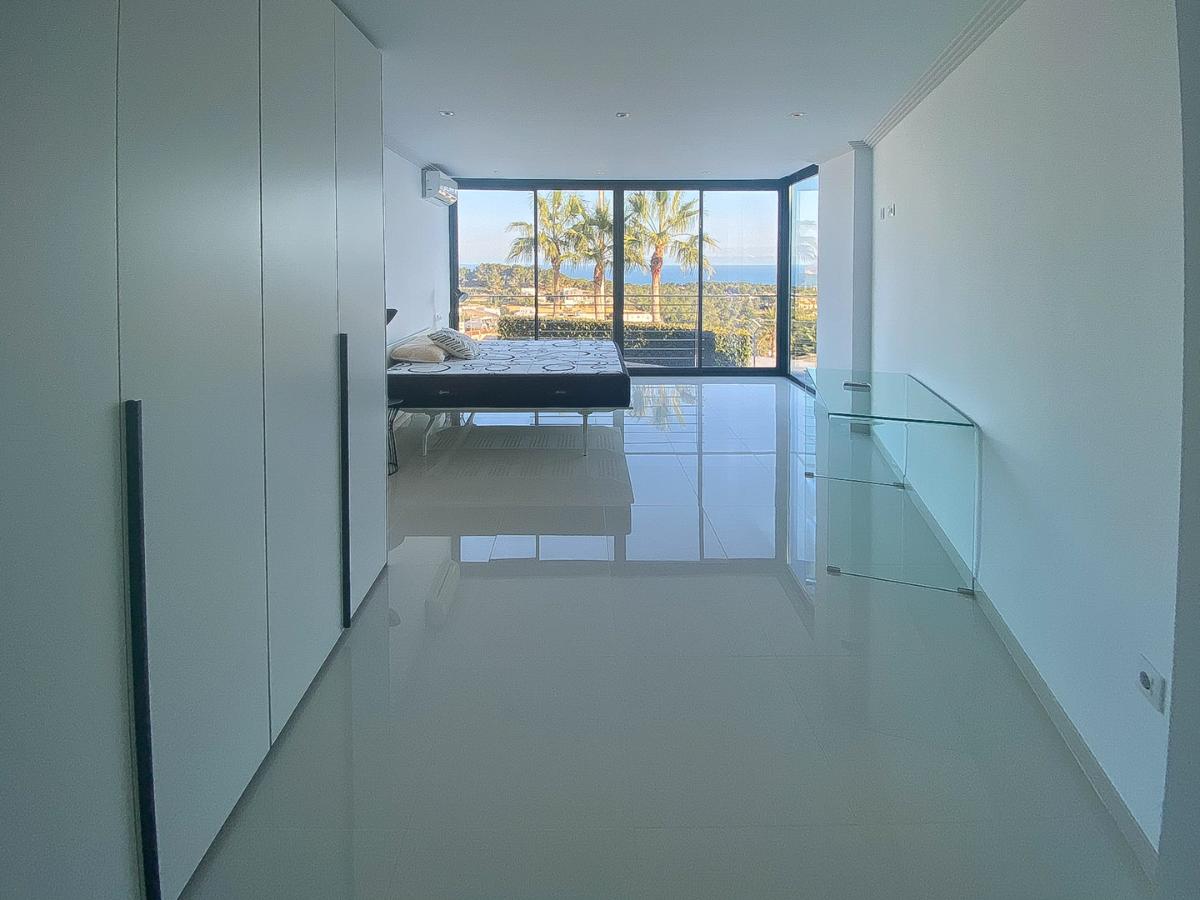 Villa in Benissa, Alicante, Spain 4 bedrooms, 770 sq.m. No. 149175