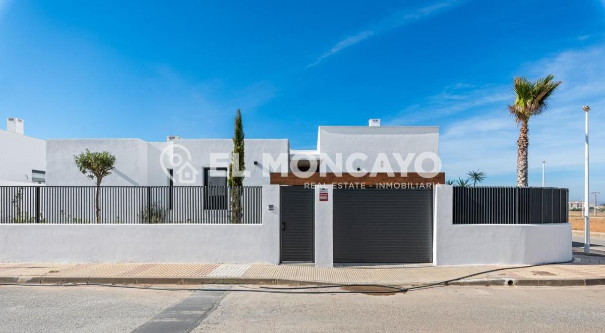 Villa in La Manga del Mar Menor, Murcia, Spain 3 bedrooms, 155 sq.m. No. 149174