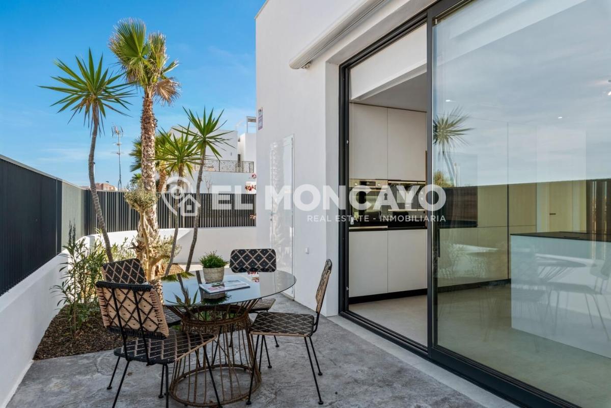 Villa in La Manga del Mar Menor, Murcia, Spain 3 bedrooms, 155 sq.m. No. 149174